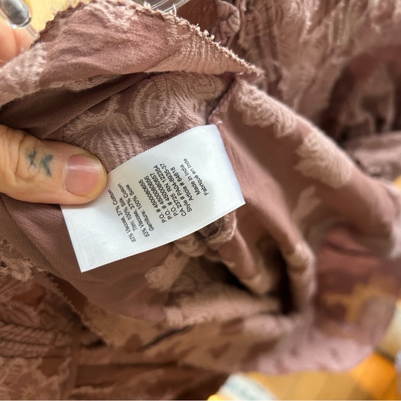 Wilfred Aritzia Womens Textured Floral Overlay Long Sleeve Dress Size Large Pink - Picture 8 of 16